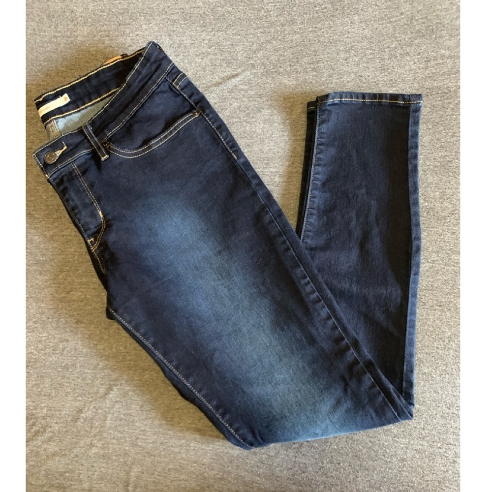 Women’s Levi’s Skinny Jeans